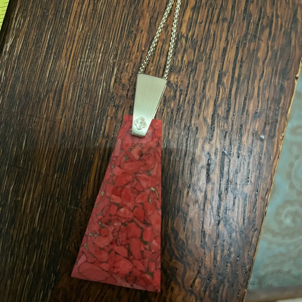Red Kendra Scott pendant